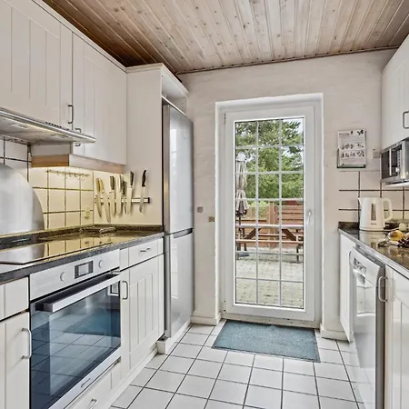 Vakantiehuis Lovely In Romo With Sauna